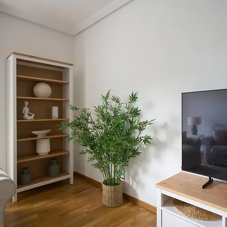 Family Alfonso Chiscano Apartment *
