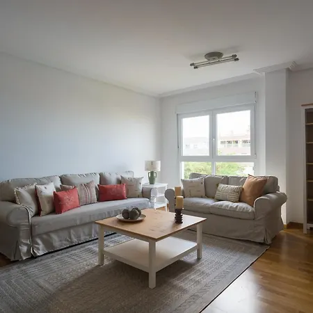 Family Alfonso Chiscano Apartment